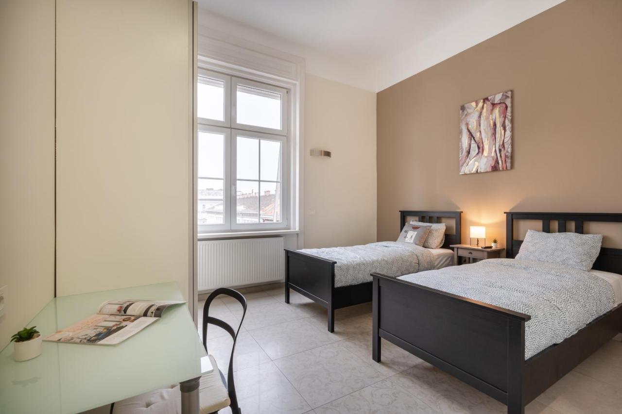 Basilika Monnalisa Luxury 3 Bedrooms Apartment With Amazing View Need Reservation X Free Parking Budapesta Exterior foto