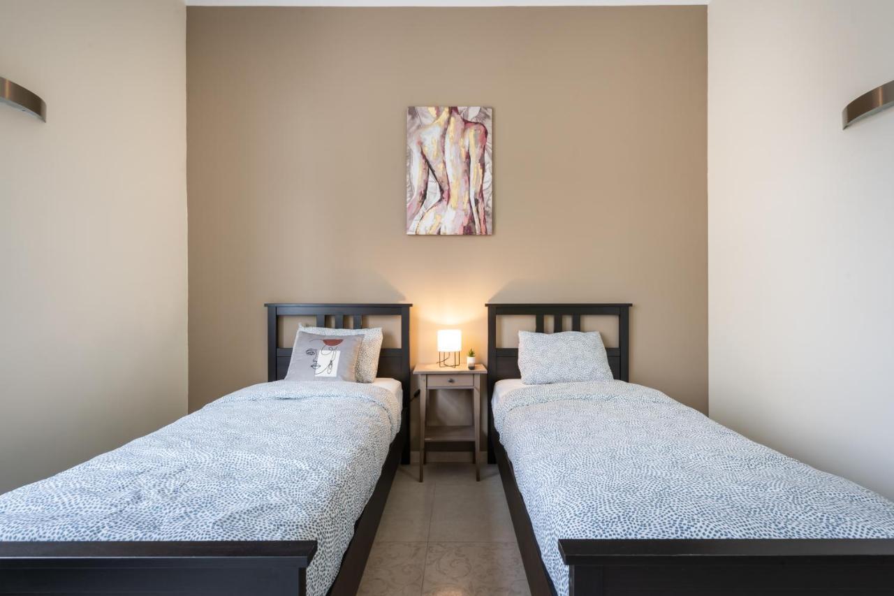 Basilika Monnalisa Luxury 3 Bedrooms Apartment With Amazing View Need Reservation X Free Parking Budapesta Exterior foto