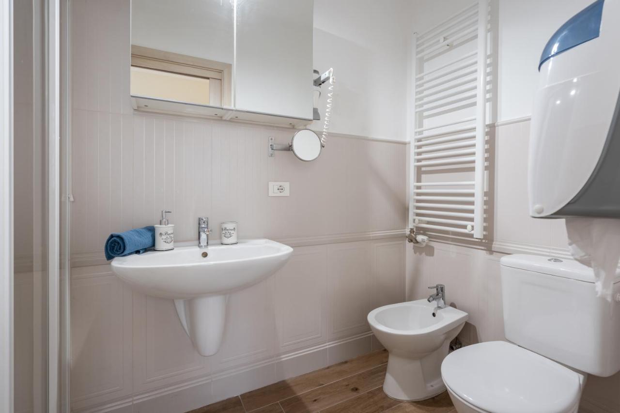 Basilika Monnalisa Luxury 3 Bedrooms Apartment With Amazing View Need Reservation X Free Parking Budapesta Exterior foto